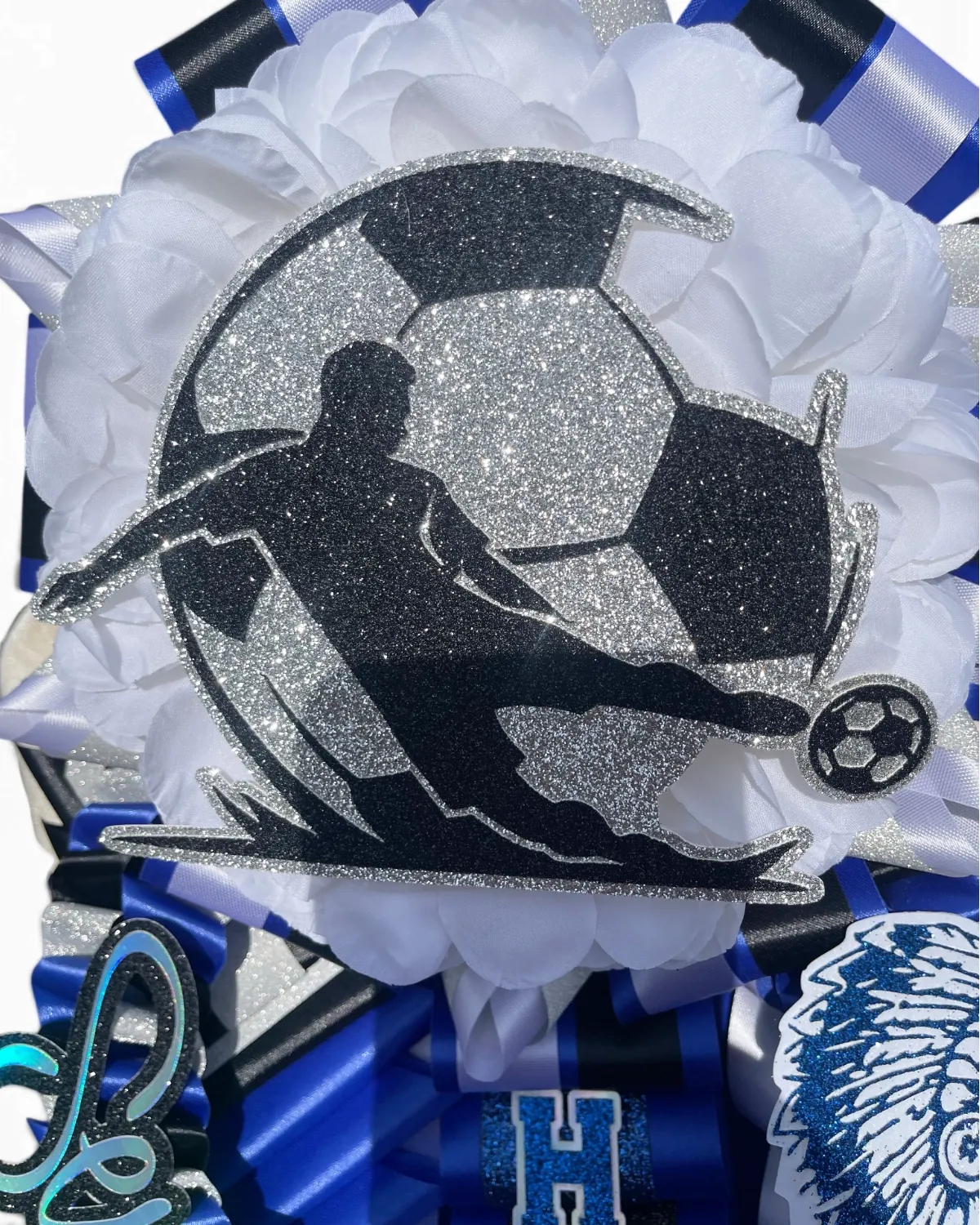Silver Level Traditional Homecoming Garter detail 4